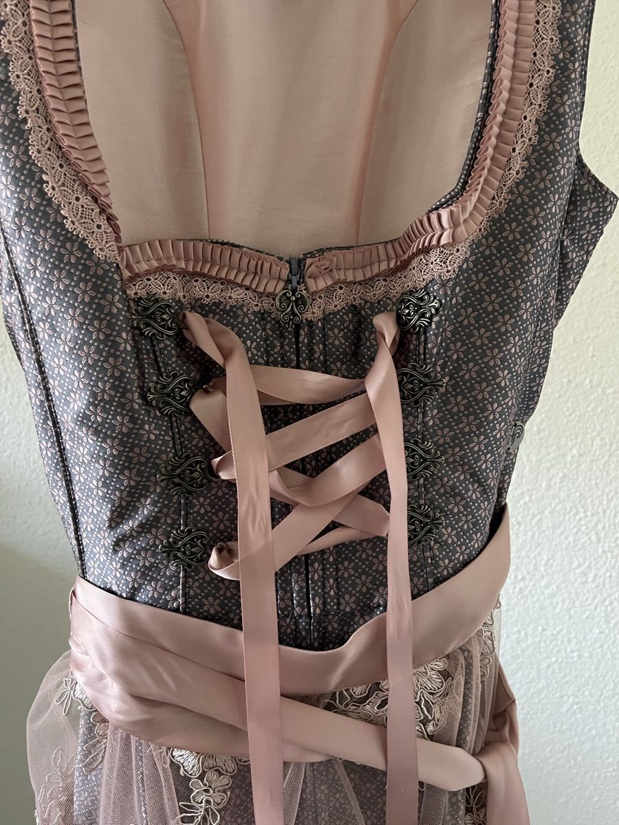 Kostüme: Dirndl MarJo Trachten, with blouse, size 36 – Gebraucht aus Zürich von dna_27vl 2