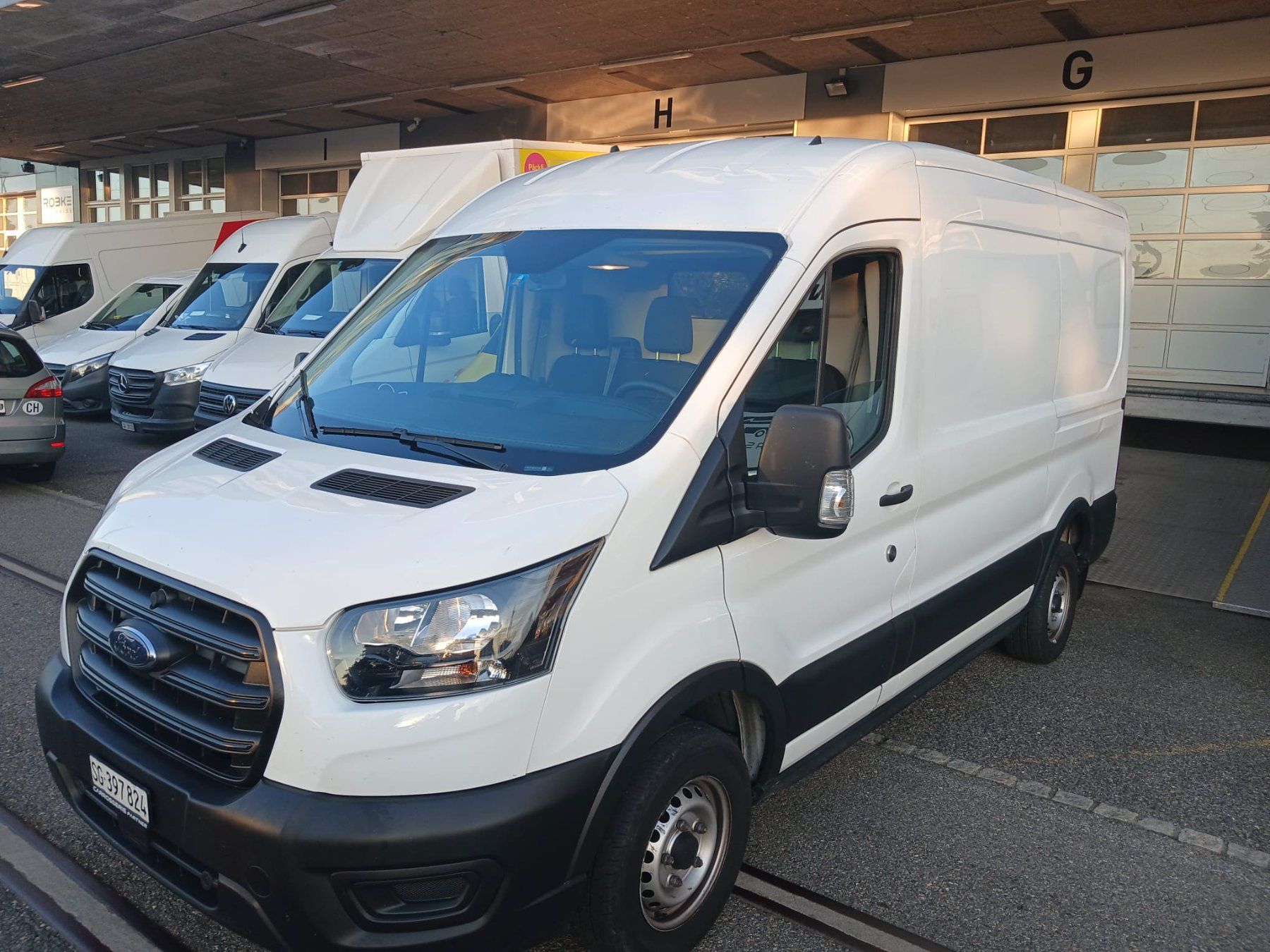 Ford Veicoli commerciali: Ford Tranzit 290 L2 2.0 Diesel – Usato da St.Gallen venduto da Nele23 2