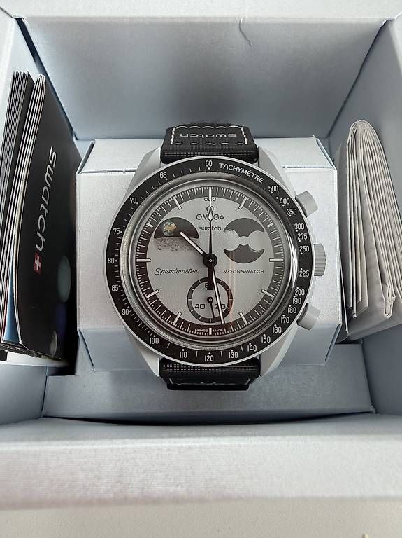 Omega Orologi: Omega X Watch Mission to Erthphase – Usato da Zürich venduto da timeio