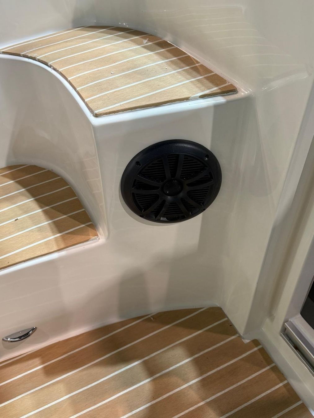 Eolo Barche: Motorboot Eolo 6.9 EL – Nuovo e nell'imballaggio originale da Kriens venduto da monte06 7
