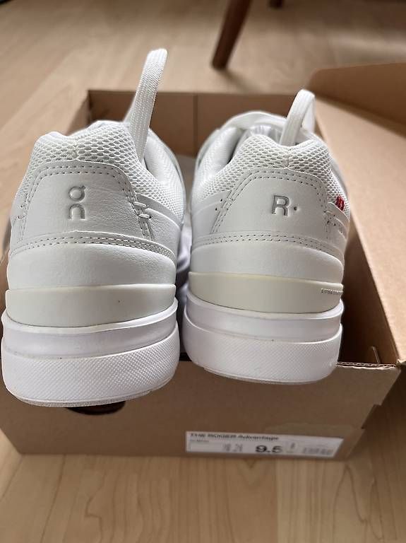 Scarpe da donna: ON Roger Advantage Damen 41 – Usato da Burgdorf venduto da Jasmin_Ju 1