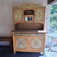Buffet mit Blumenmalerei Holz massiv guter Zustand