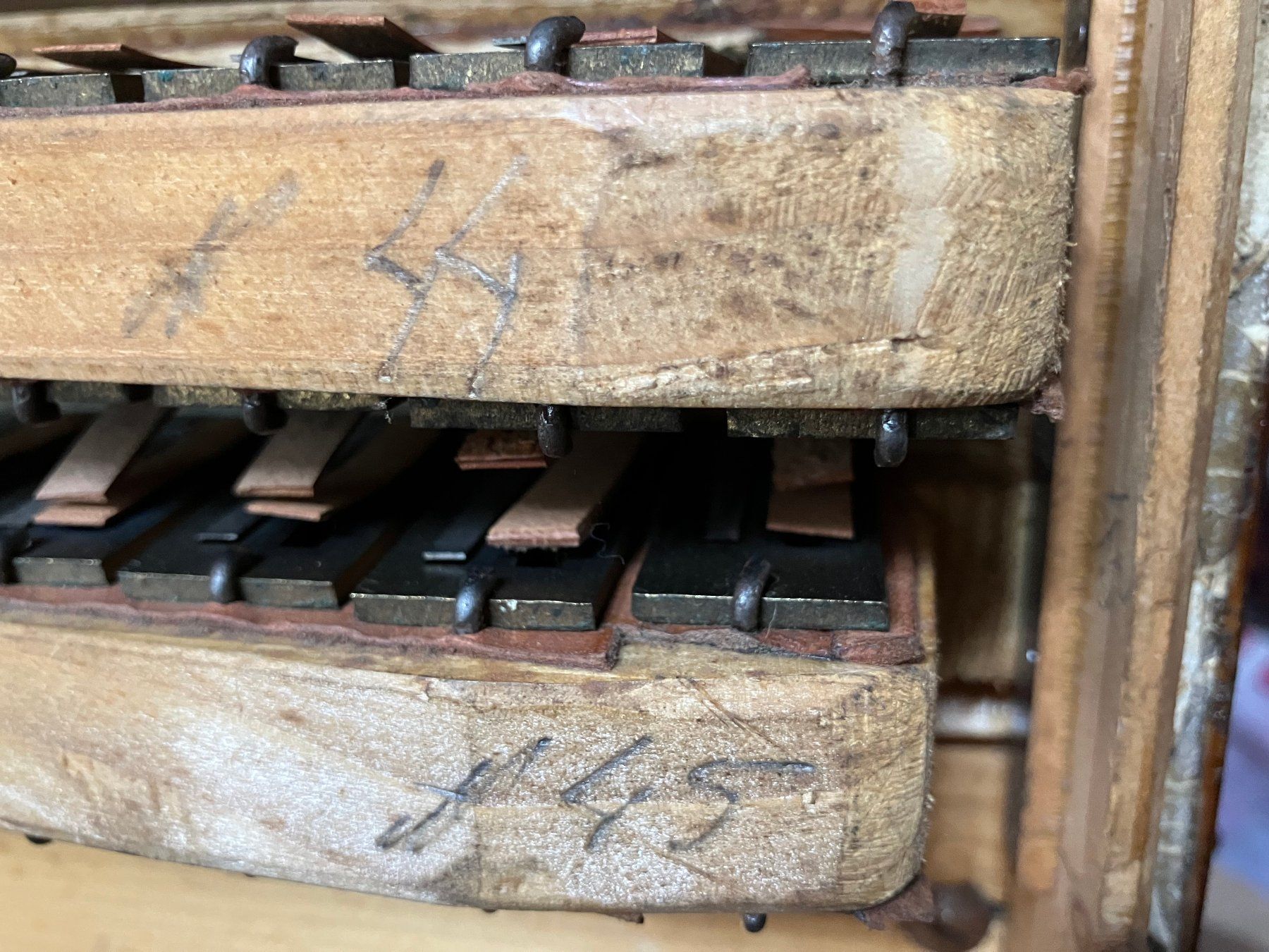 Instruments de musique: Akkordeon antik, Hercule Pingeon&Haldimann – Défectueux à Zürich par rog_cnd8 8