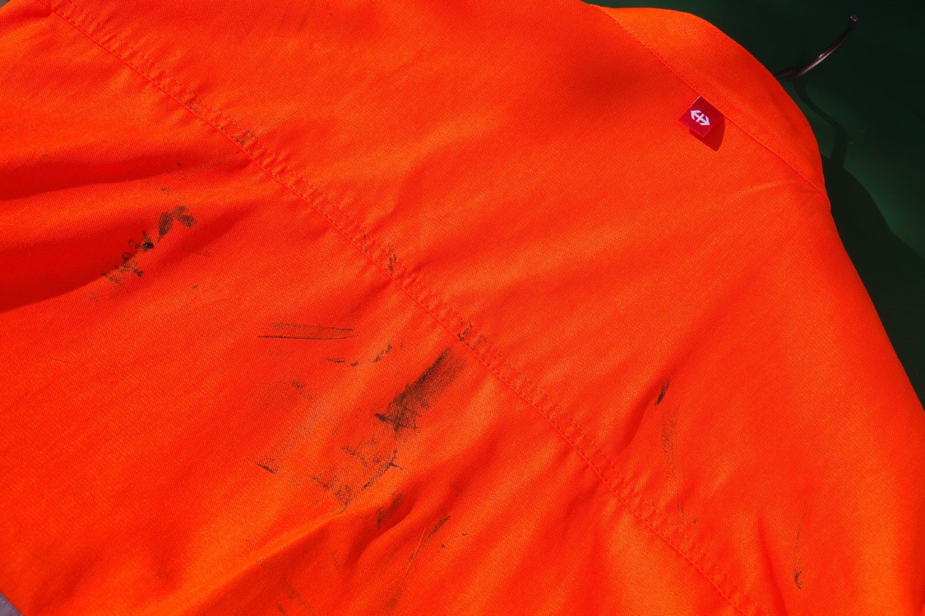 SBB/CFF/FFS Uniformes: SBB-Jacke, orange mit Reflexstreifen, Grösse 50 – D'occasion à Frauenfeld par Danielpwiedmer 3