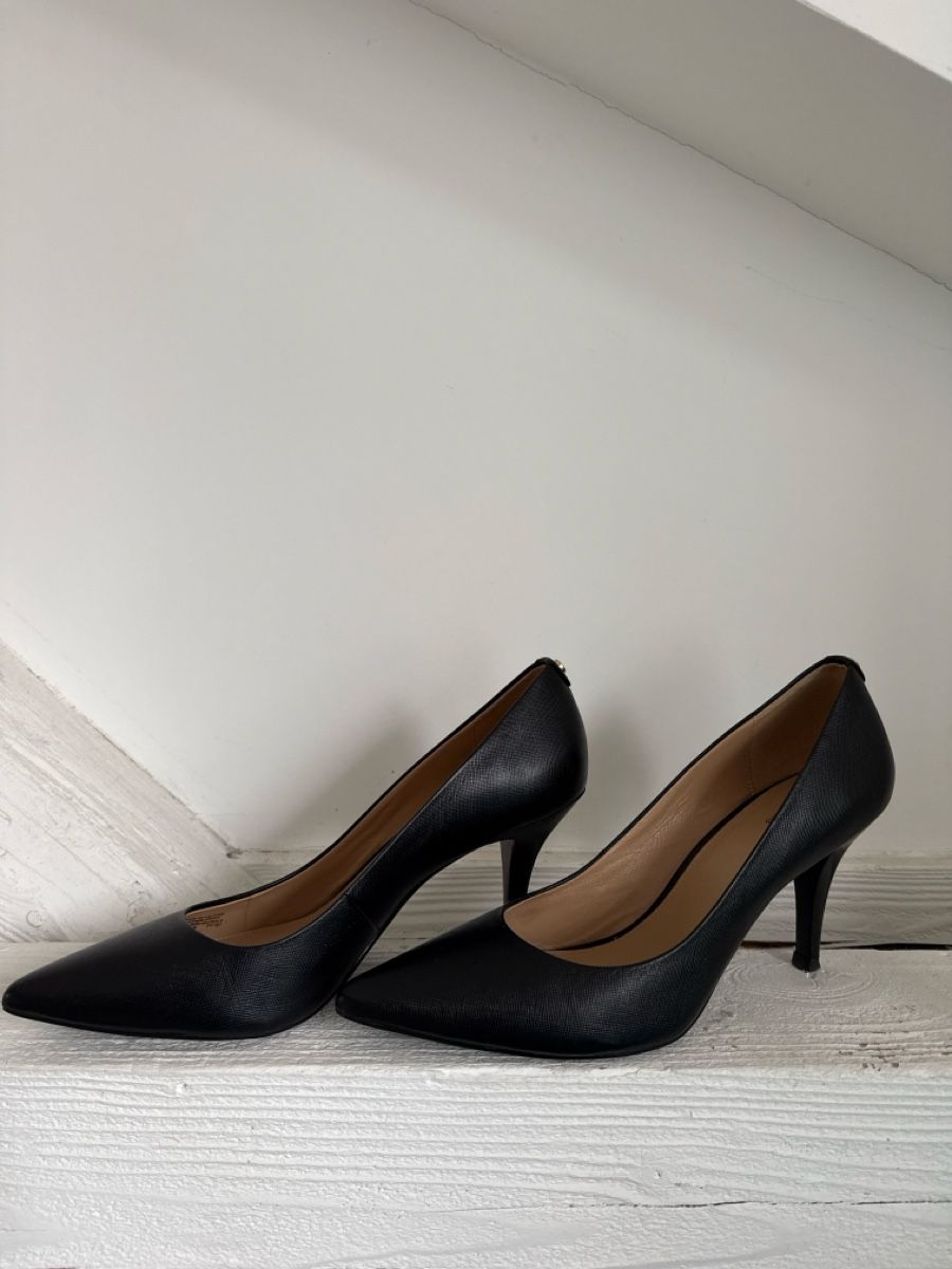 Michael Kors Scarpe da donna: Schwarze Michael Kors Pumps, Grösse 42 – Usato da Andhausen venduto da Ste_senn