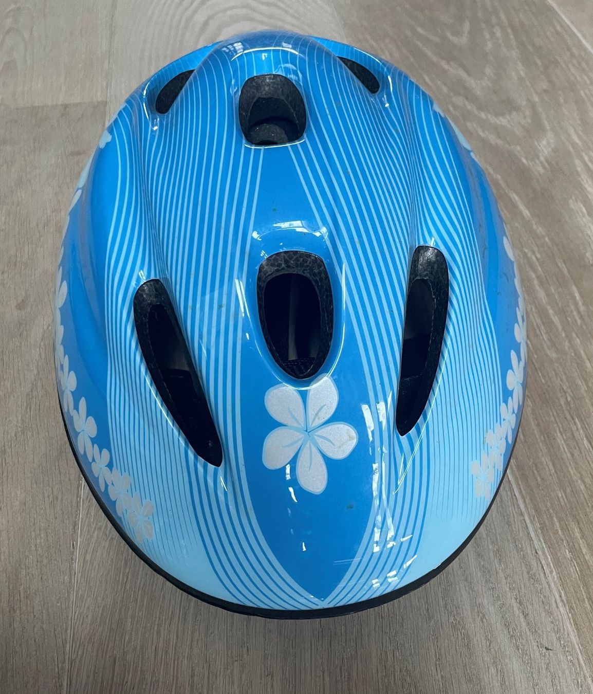 Caschi: Fahrradhelm – Usato da Zumikon venduto da jensbehlau81