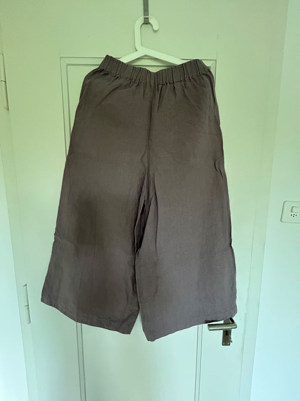 Pantaloni: Leinenhose, Culotte S/M – Usato da Bern venduto da claudia091114 1