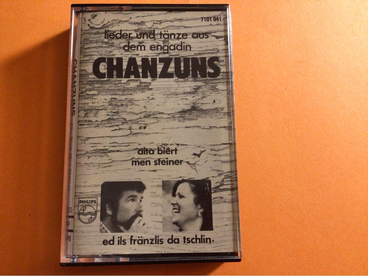 Musicassette: Chanzuns- Lieder & Tänze Engadin, Kassette 1992 – Usato da Steinach venduto da Quarkie