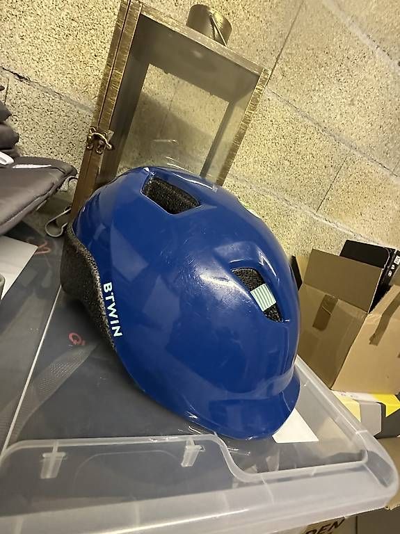 Caschi: Casque enfant  – Usato da Gimel venduto da Cindy2018
