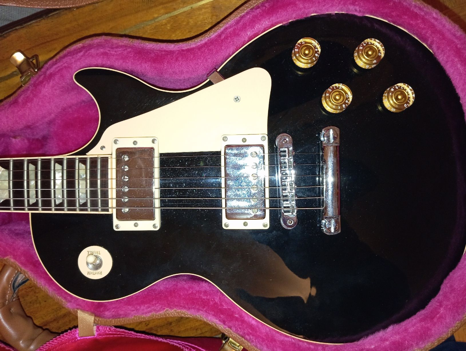Gibson Strumenti musicali: Gibson Les Paul Standard 1992 black – Usato da Sion venduto da norns 2