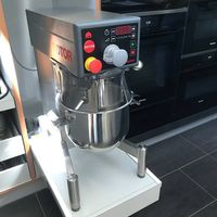 Knetmaschine Rotor, Gastromaschine mit Fleischwolf usw