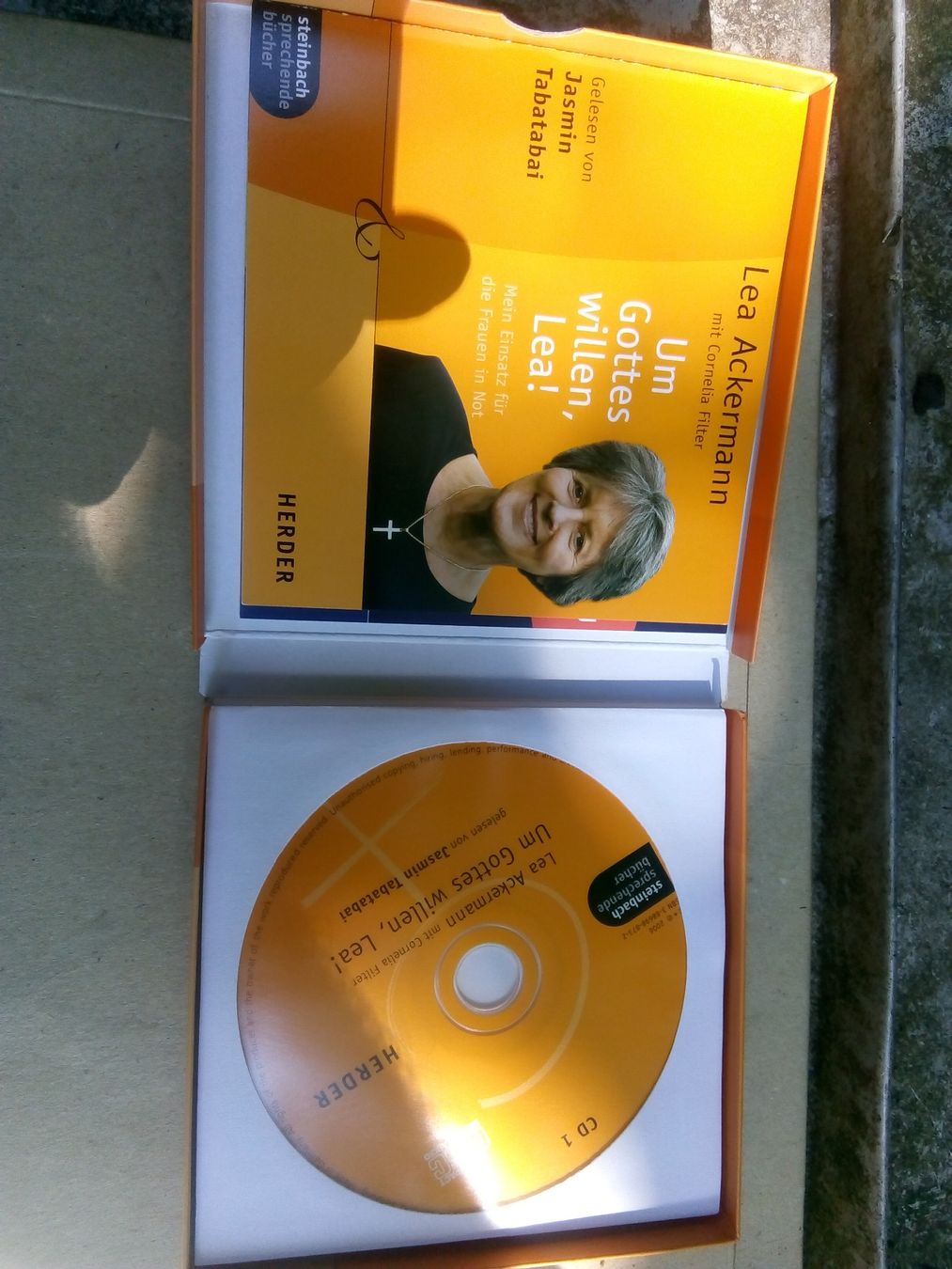 Audiolibri: Lea Ackermann: Um Gottes Willen, Lea! - Mein Einsatz.. 4-CDs – Usato da St.Gallen venduto da elk2023 1