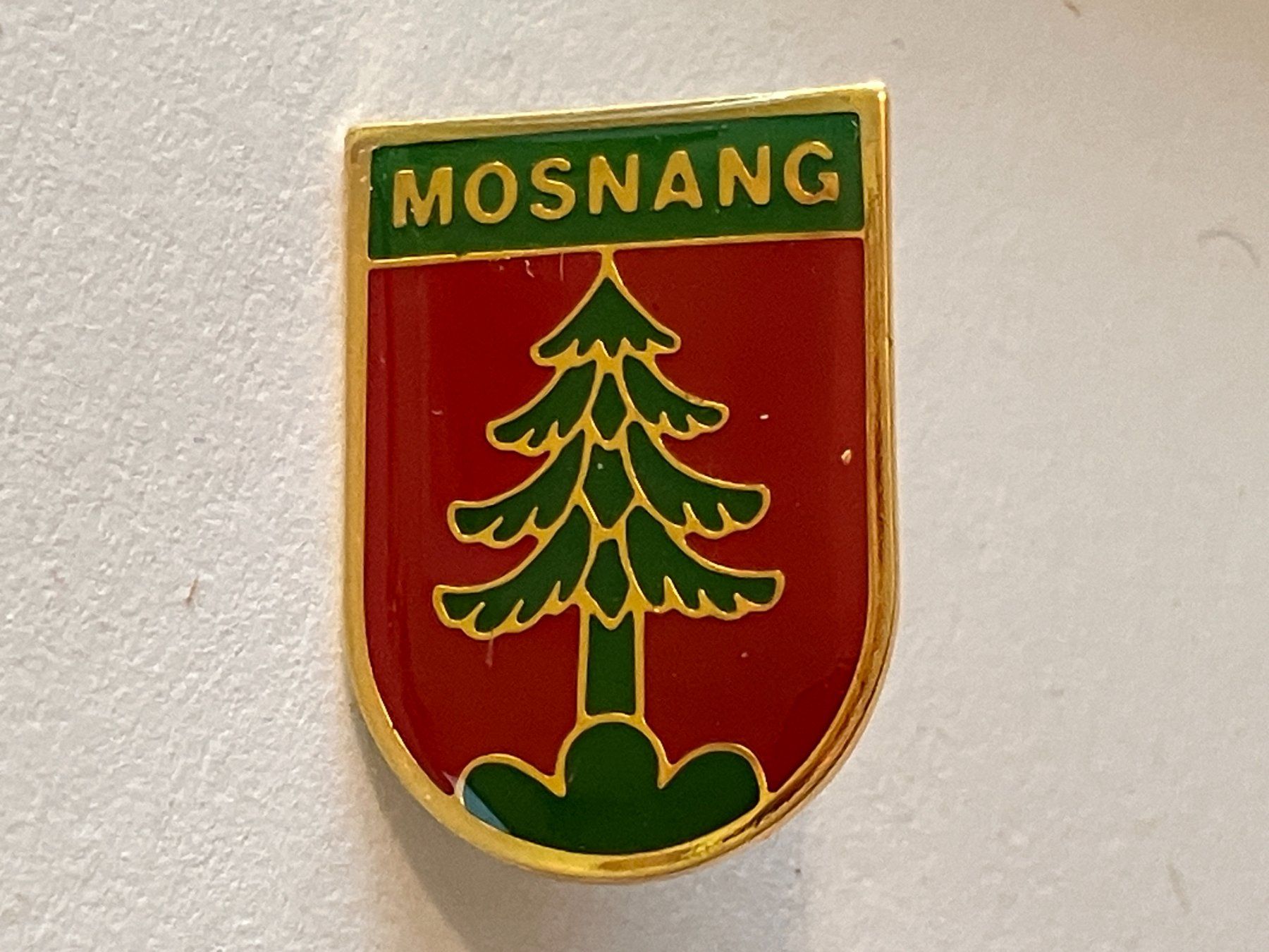 Placchette & Badge: 1 Pin Mosnang – Usato da Basel venduto da djwwpp