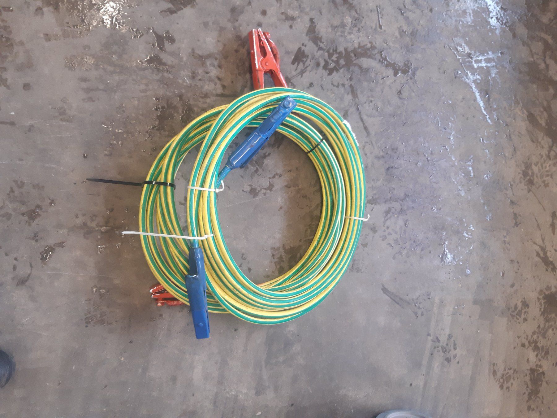 Kabel: Erdungskabel – Gebraucht aus Rothenthurm von biberegger
