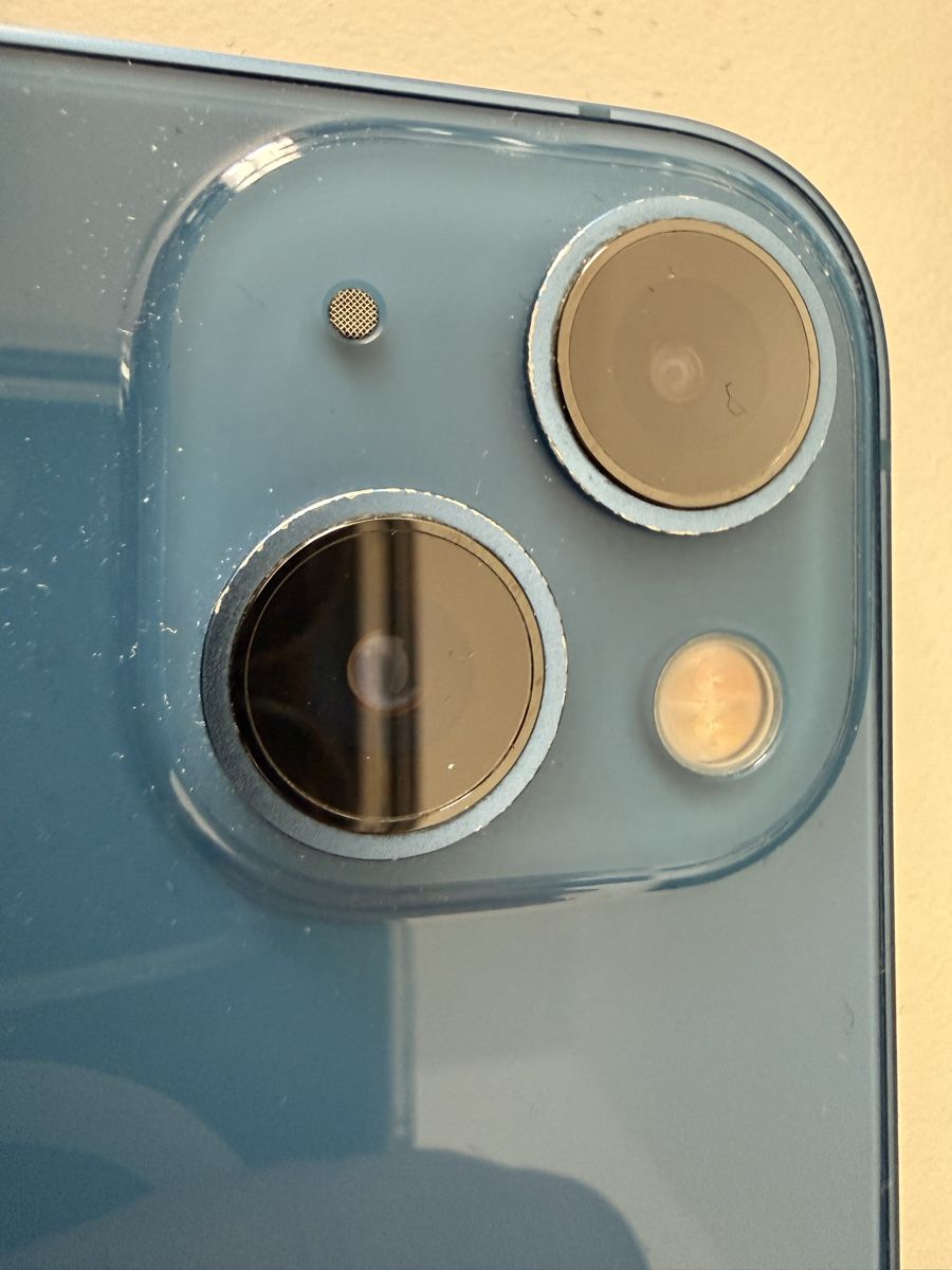 Apple Telefoni cellulari / Smartphones: Apple iPhone 13 256 Go blue – Usato da Mont-sur-Rolle venduto da Dealer8 2