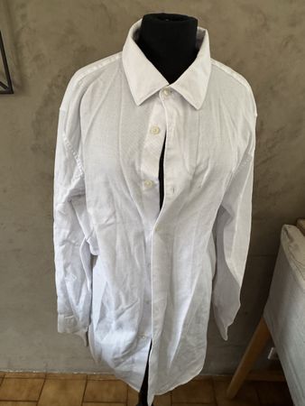 Chemise Zara blanche, taille XXL mais plus xl
