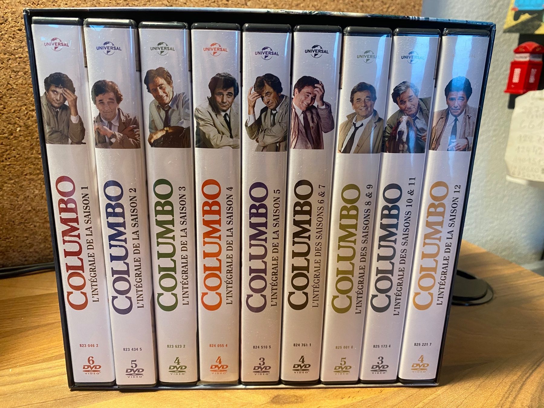 Tous les DVDs: Coffret DVD de la série 'Columbo' – Neuf avec emballage d'origine à St-Prex par Okoala 4