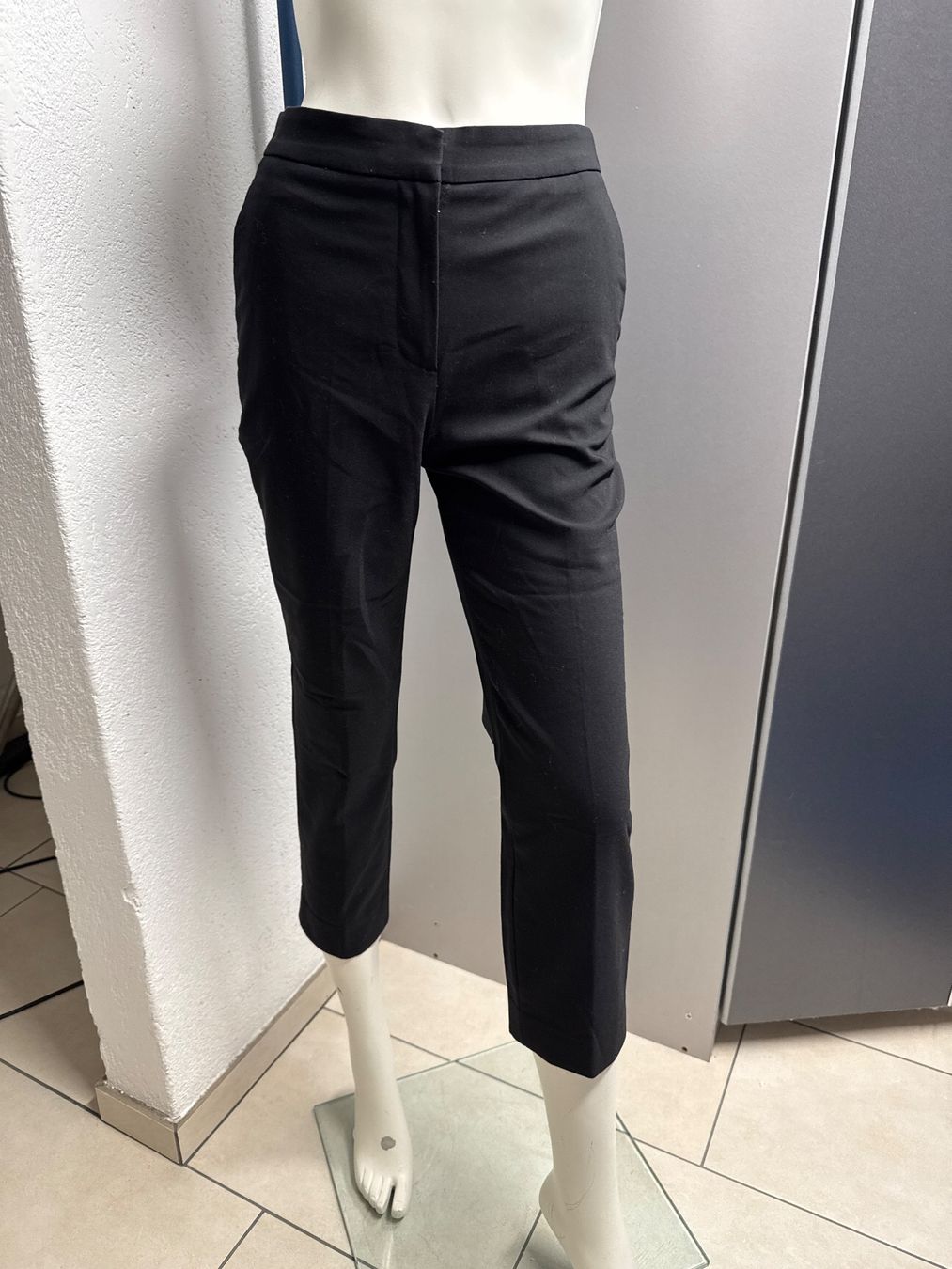 H&M Pantaloni: HOSE H&M gr 38 – Usato da Birr venduto da WalkyriaM