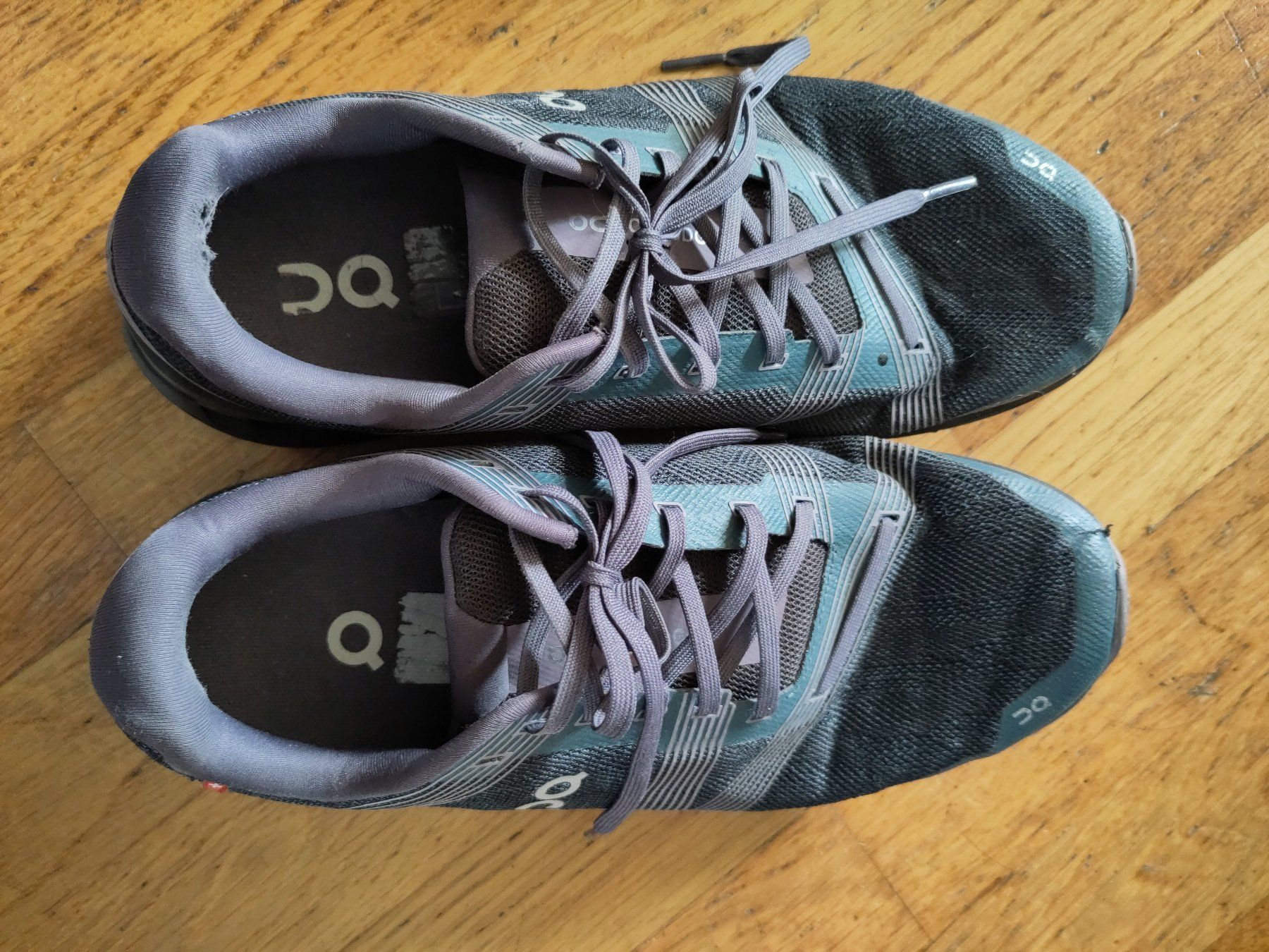 On Scarpe da uomo: Chaussures de running On CloudTec bleu gris 43 – Usato da La Chaux-de-Fonds venduto da JeanSeb 1