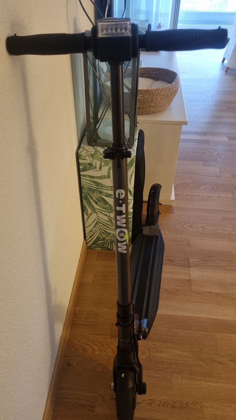 Scooters: E-Scooter E-Twow Booster S – D'occasion à St. Gallen par Naomi290485 1
