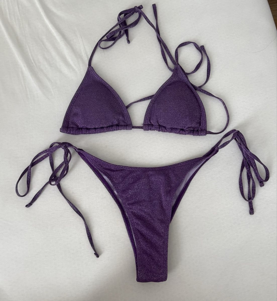 Costumi da bagno & Bikini: Bikini Set Purple Glitter M – Nuovo (secondo la descrizione) da Buchs AG venduto da sxf96