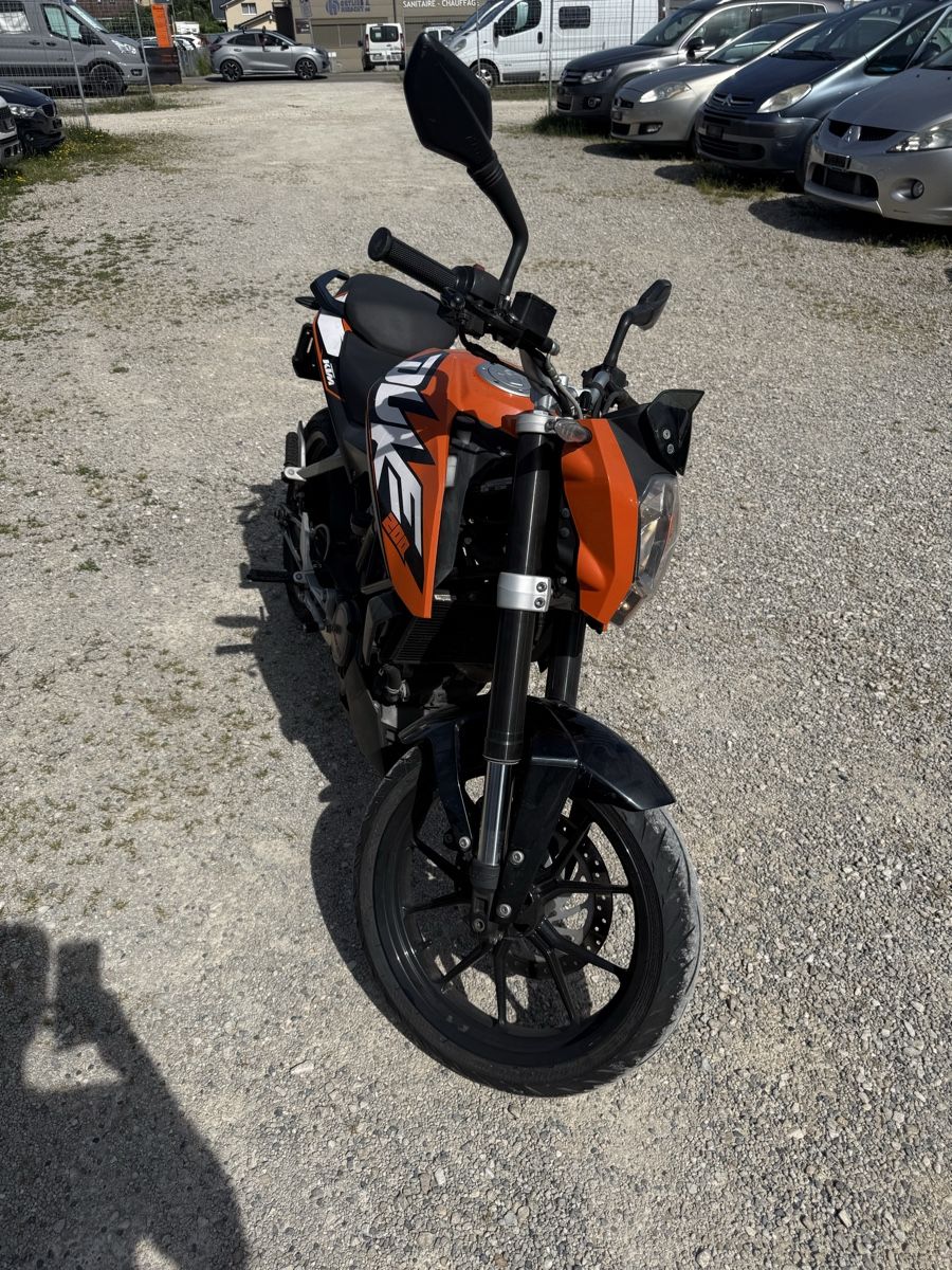 KTM Route: KTM duke 200 – D'occasion à St-Aubin-Sauges par sho_z9vr 3
