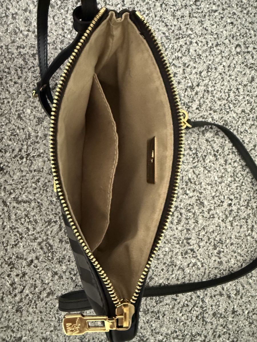 Maison Mollerus Sacs femmes: Mollerus Tamins schwarz/gold – Neuf (Voir description) à Winterthur par UBAY 1