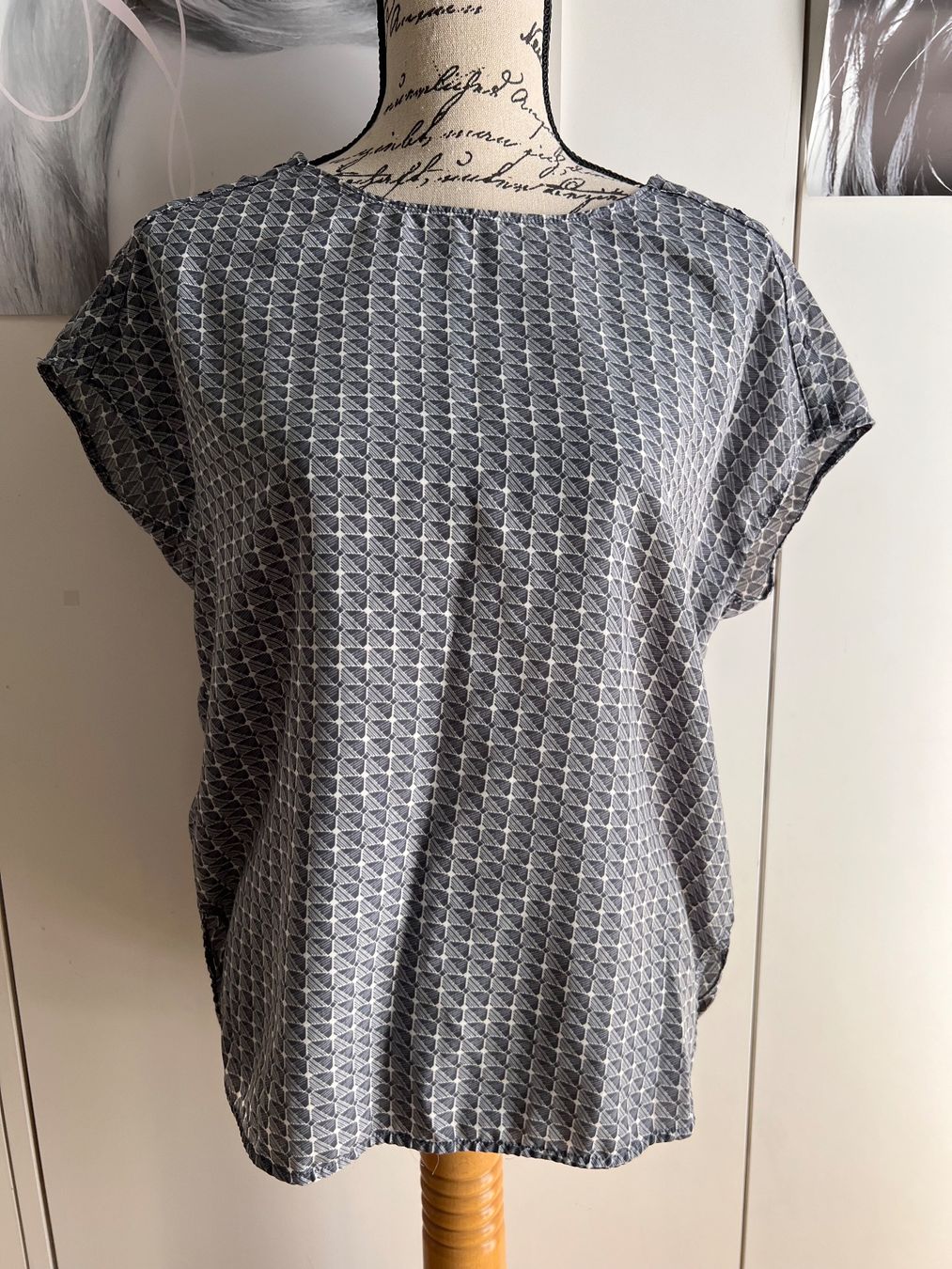 Opus Camicette: Opus Bluse, lockere Passform, hellblau, Größe 36 – Usato da Hünenberg See venduto da mississauga 1