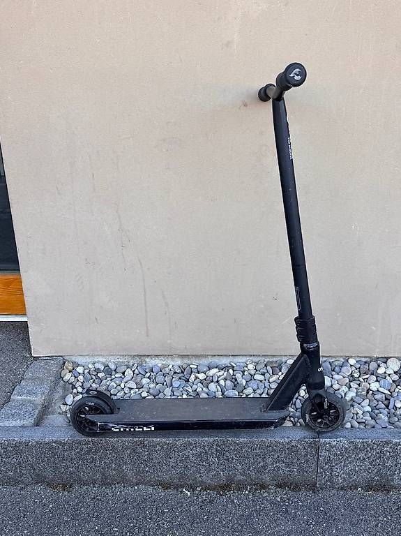 Kickboard: Chilli Pro Stunt-Scooter Schwarz  gebraucht – Gebraucht aus Riehen von butterfly555