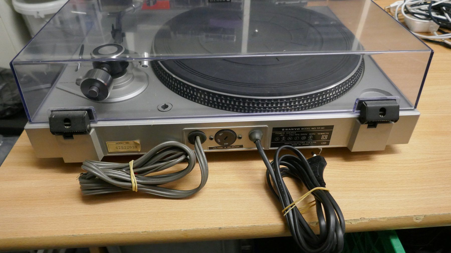 Sanyo Giradischi: Sanyo TP-30 Plattenspieler – Usato da Wenslingen venduto da FairlightCMI 4