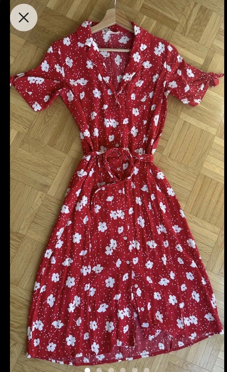 Vestiti: Orta wrap dress – Nuovo (secondo la descrizione) da Bottmingen venduto da Poppyfields