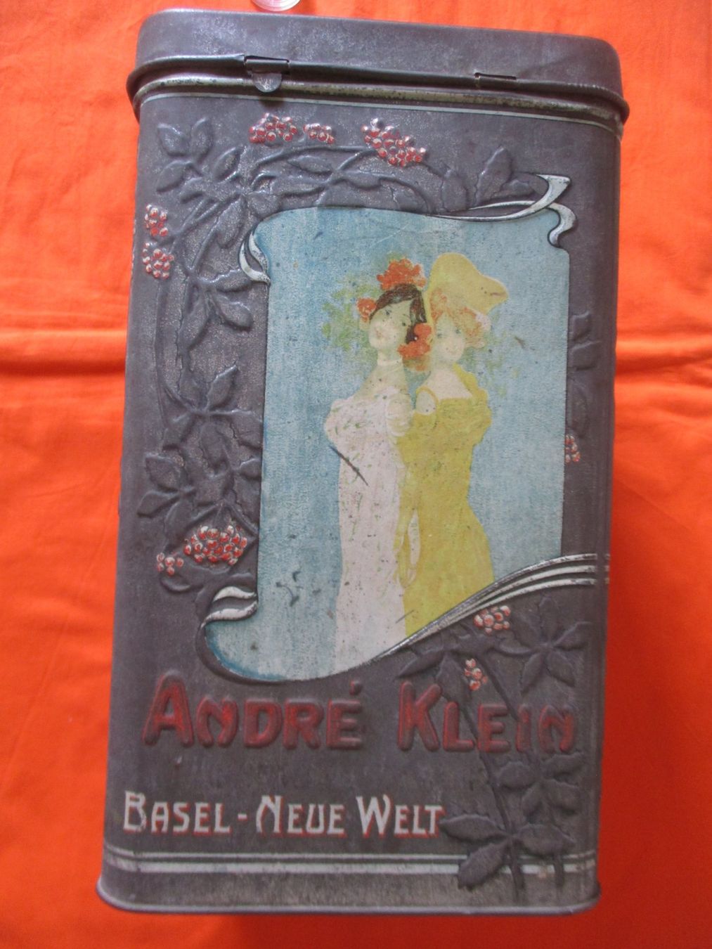 Dosen: Jugendstil Blechdose Andre Klein, Neue Welt Basel – Gebraucht aus Birsfelden von alles-muss-raus 3