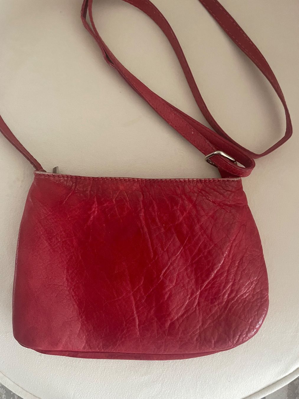Taschen für Damen: Umhängetasche aus Leder rot – Gebraucht aus Zürich von mar_y97k 3