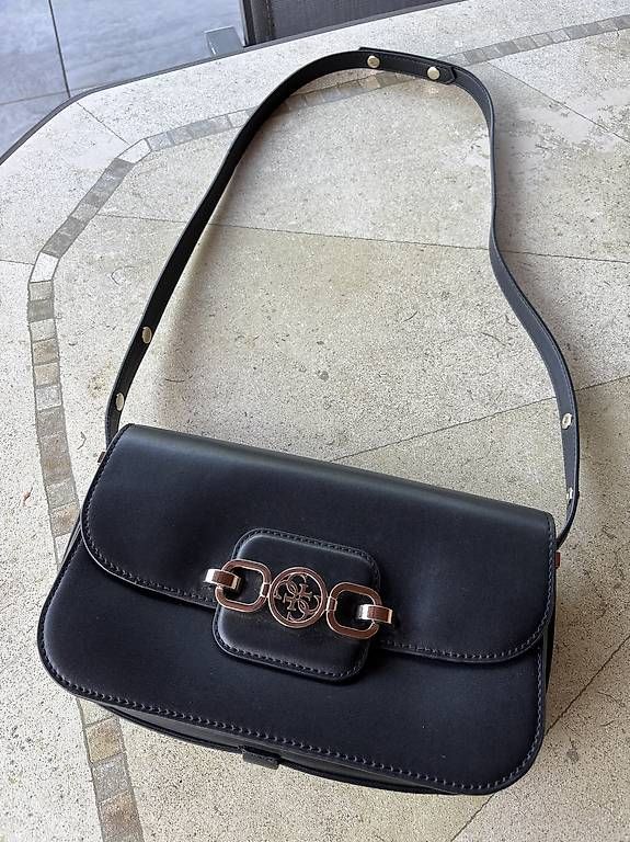 Guess Taschen für Damen: Sac Guess Hensley convertible neuf – Neu (gemäss Beschreibung) aus Perroy von barballalla 4