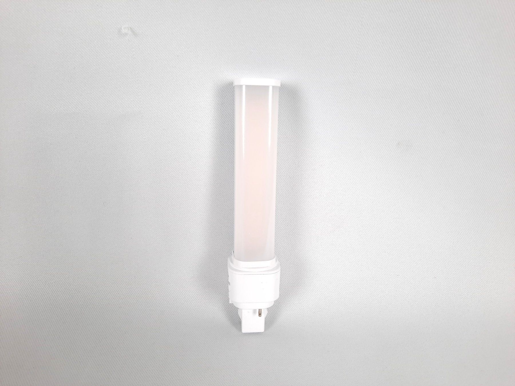 Osram Lampade: OSRAM Dulux D LED 9W G24d-3 3000K – Nuovo (secondo la descrizione) da Beinwil am See venduto da Restwert_Beinwil 5