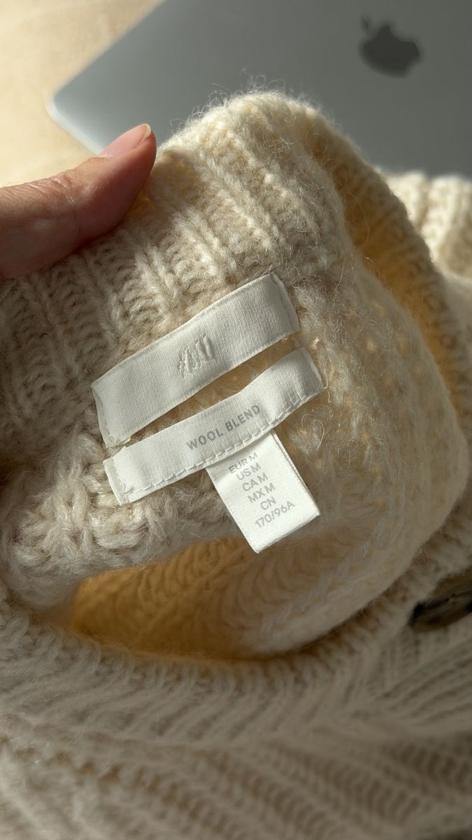 H&M Maglioni & Felpe: H&M premium cardigan – Nuovo (secondo la descrizione) da Paradiso venduto da viorea 5