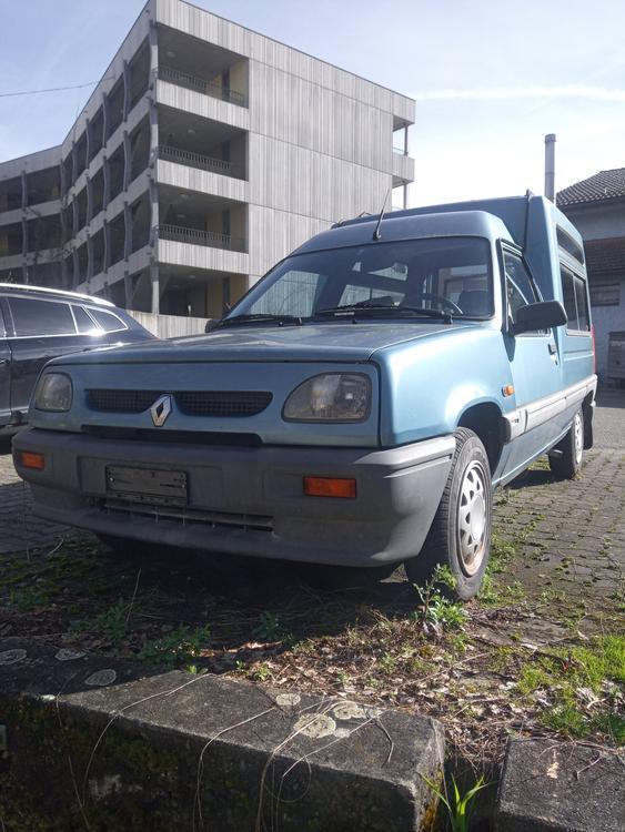 Renault Express Rollstuhltransport