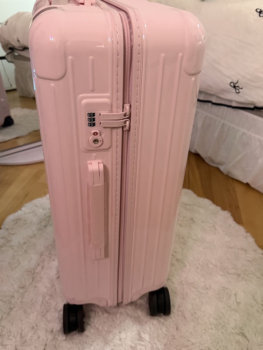Rimowa Valigie: Valise Rimowa Rose – Nuovo e nell'imballaggio originale da Neuchâtel venduto da xiao_bei 1