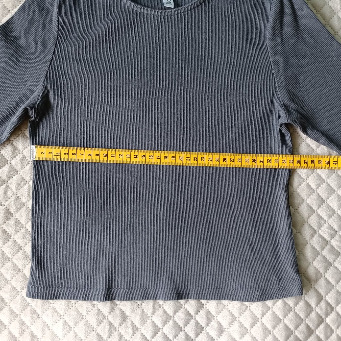 H&M T-shirt: Ribbed Longsleeve – Usato da Pfäffikon sz venduto da Suim 3