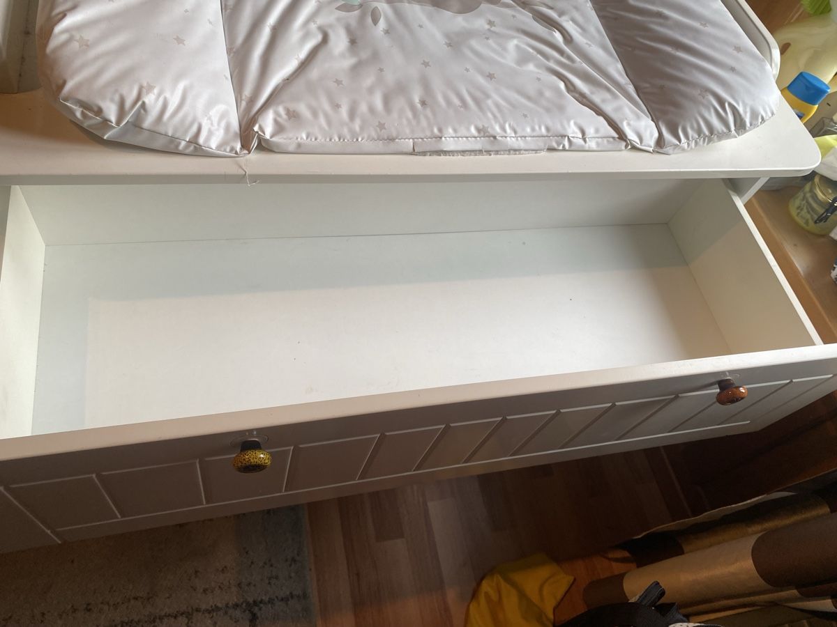 Fasciatoi & Accessori: Wickeltisch – Usato da Churwalden venduto da Dovicovicka 3