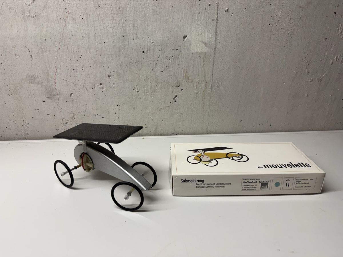 Naef Giocattoli: Naef die mouvelte Solarauto Bausatz – Usato da Basel venduto da good_forms 1