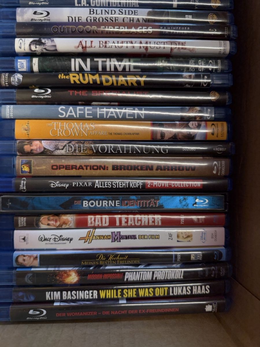 Tous les DVDs: Blu-ray Disc – D'occasion à Wauwil par chiraluna