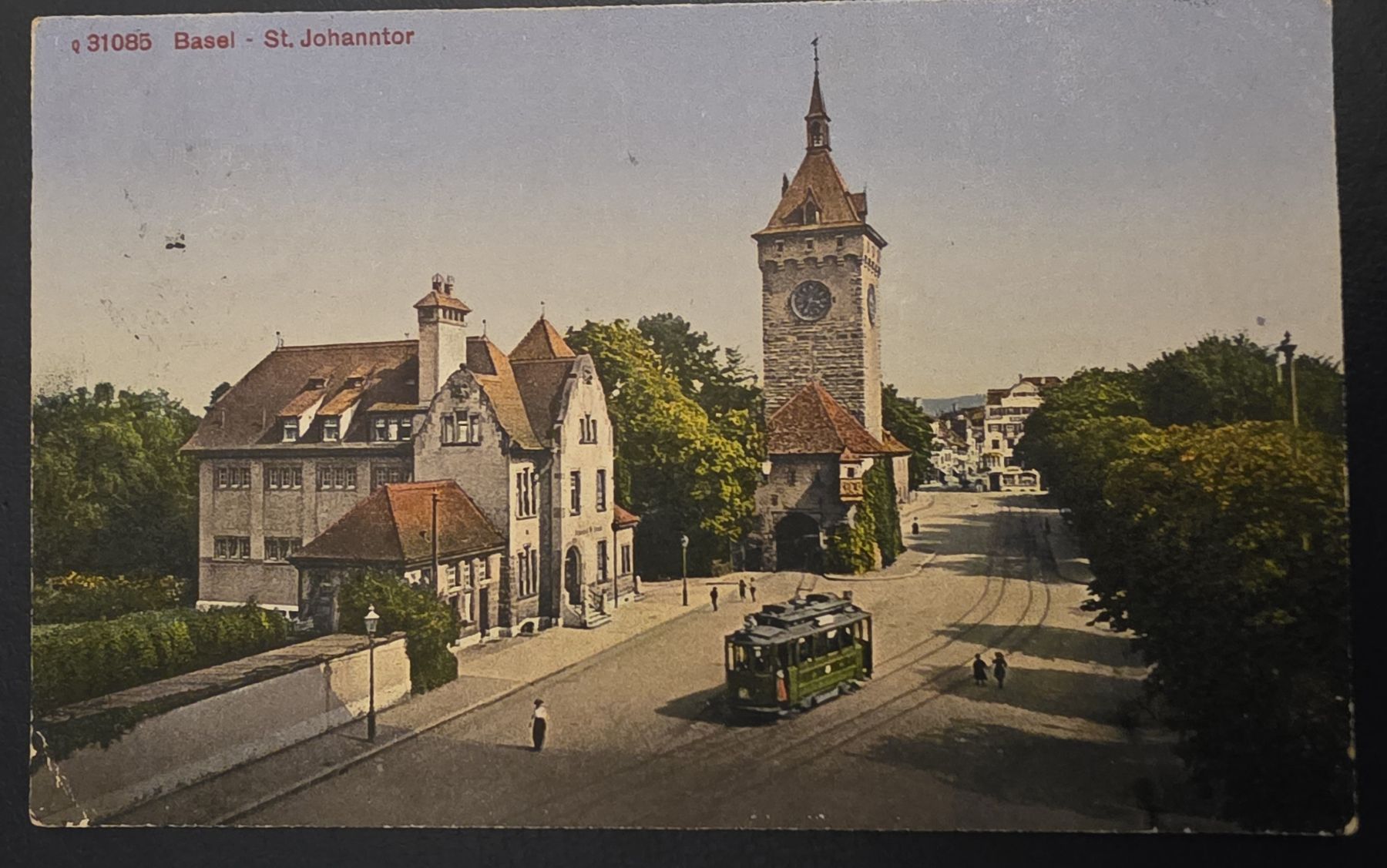 Cartoline postali: Ansichtskarte Basel  – Usato da Bern venduto da Kocholo