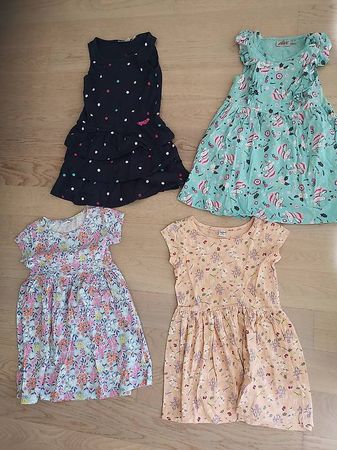 Kleiderpaket Sommer Mädchen Gr. 110-116