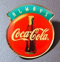 R526 - Pin ALWAYS Coca Cola Flasche