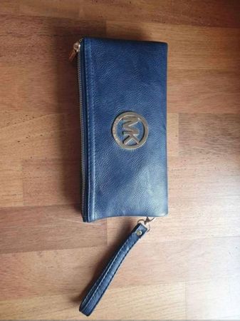 Pochette bleue Michael Kors