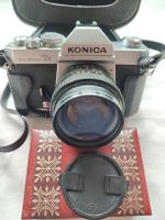 Konica Autoreflex T3 Kamera mit Objektiv und Tasche 