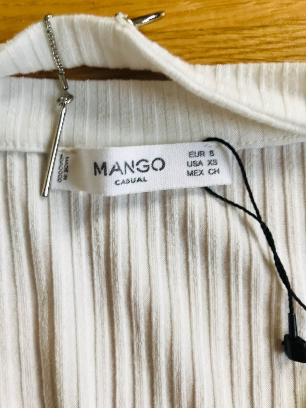 Mango Top: Mango Schmuck Oberteil S NEU – Nuovo e nell'imballaggio originale da Dübendorf venduto da VSAngel 2