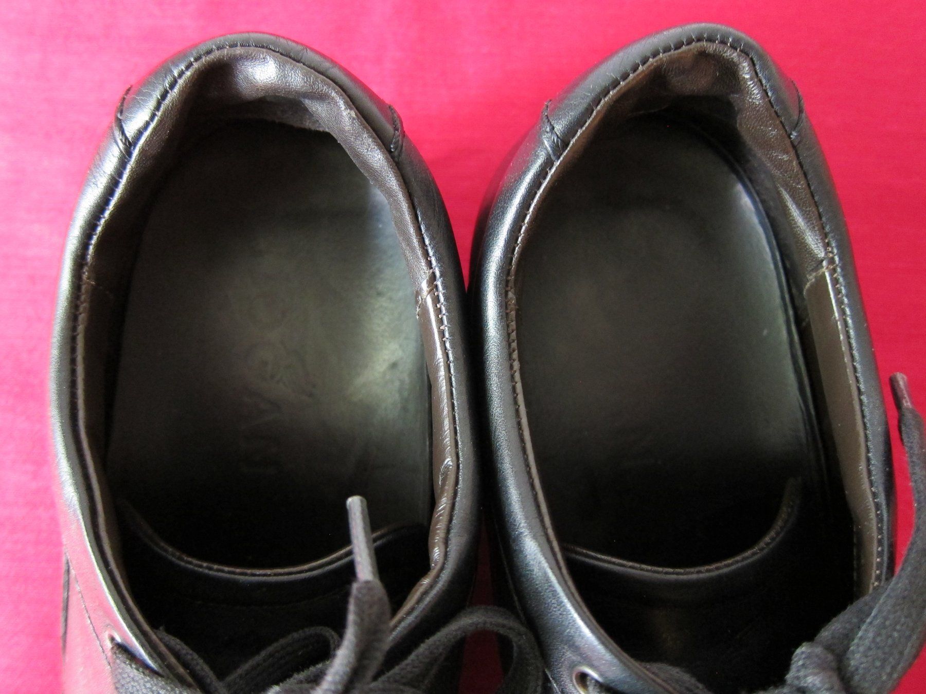Hogan Damenschuhe: Sneaker Hogan schwarz, Innensohle 25cm – Gebraucht aus Zürich von Italia58 3