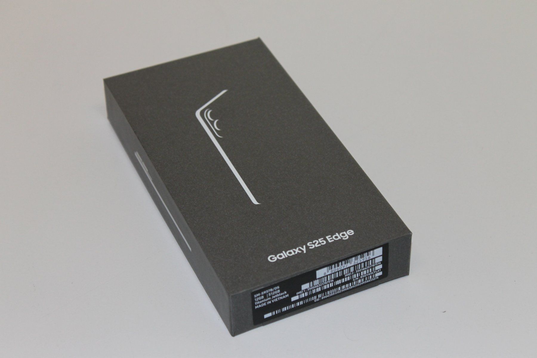 Samsung Telefoni cellulari / Smartphones: Samsung Galaxy S25 Edge (Originalverpackt) – Nuovo e nell'imballaggio originale da Hochdorf venduto da av-electronics 2